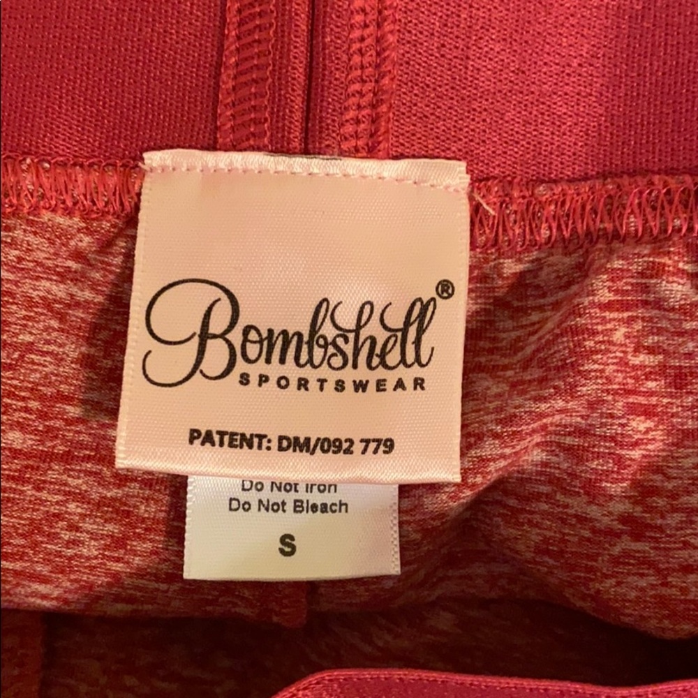 Bombshell Leggings ( new ) without tag